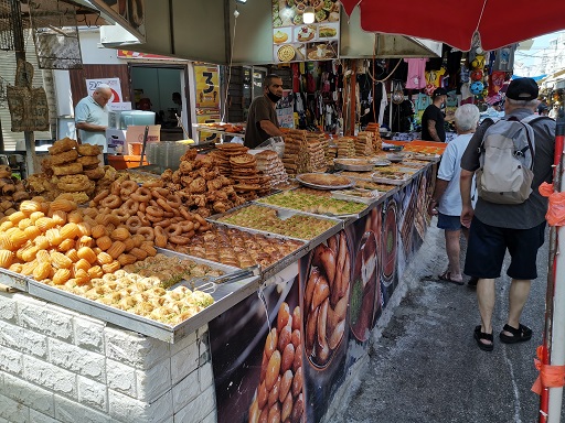 Traditional Arab sweets in the market